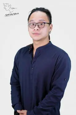 Người Lắng Nghe Hoàng Khôi