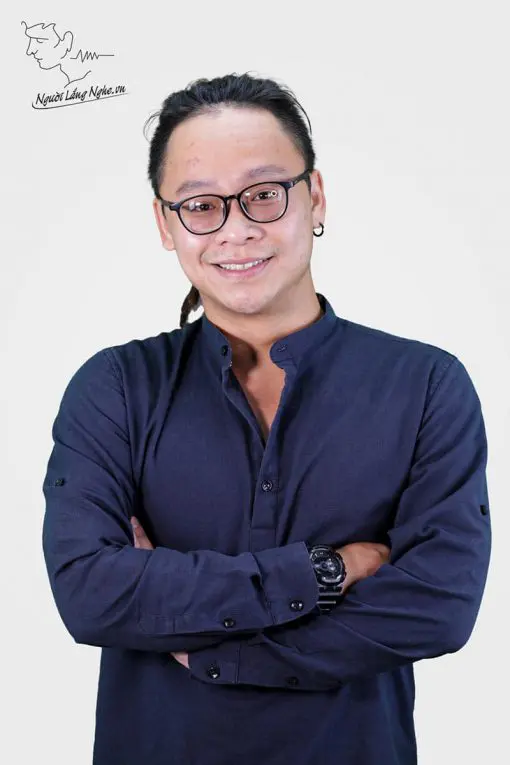 Người Lắng Nghe Hoàng Khôi