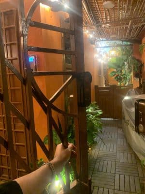 Người Lắng Nghe Trạm T31 - Ga dừng của những chuyến tàu lắng nghe