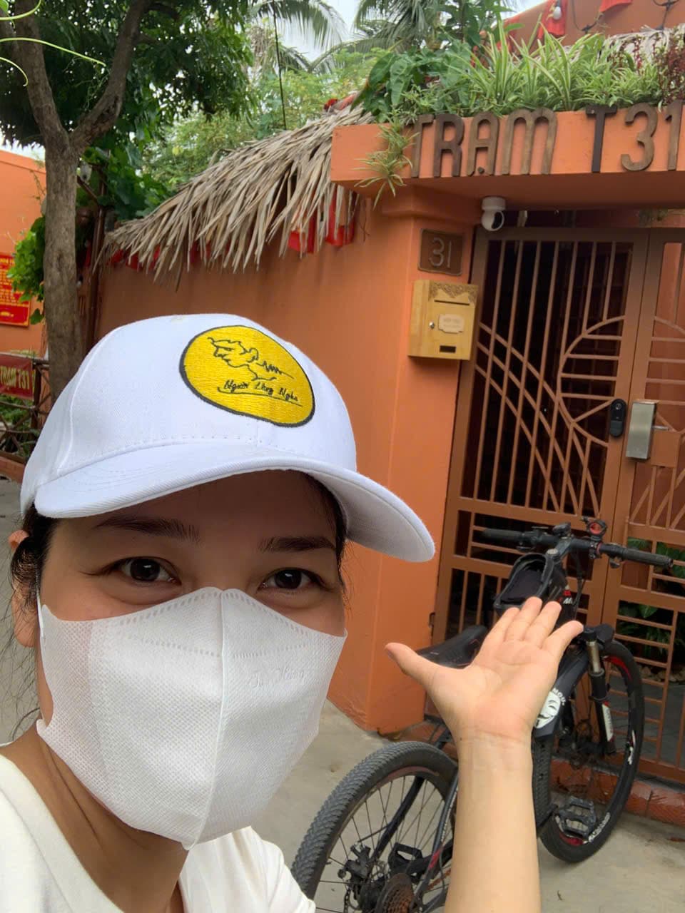 Người Lắng Nghe Tôi Stress, Tôi đã tới Trạm Lắng Nghe để có Người Lắng Nghe