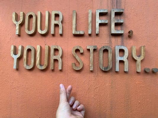 Người Lắng Nghe Tôi Stress, Tôi đã tới Trạm Lắng Nghe để có Người Lắng Nghe