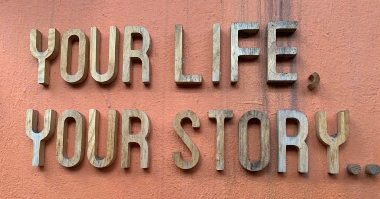 Người Lắng Nghe Tôi Stress, Tôi đã tới Trạm Lắng Nghe để có Người Lắng Nghe