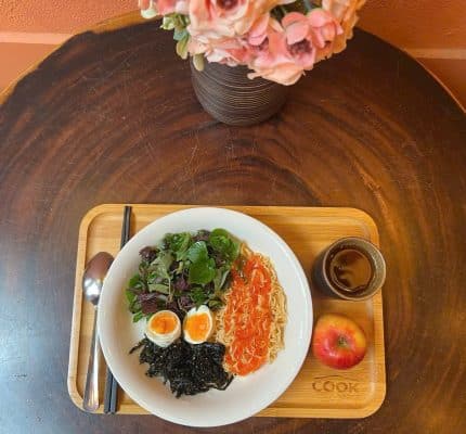 Người Lắng Nghe Tôi Stress, Tôi đã tới Trạm Lắng Nghe để có Người Lắng Nghe