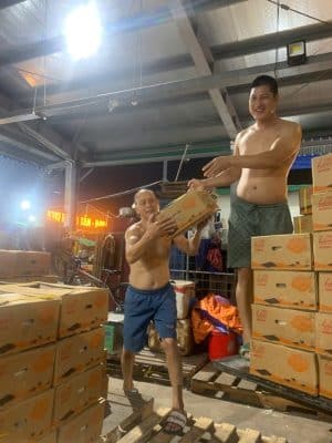 Người Lắng Nghe Đi chợ để được lắng nghe