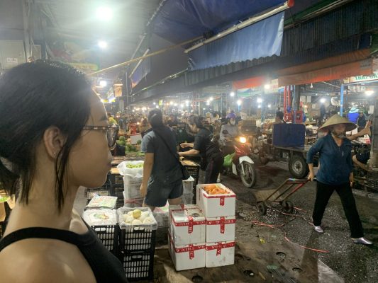 Người Lắng Nghe Đi chợ để được lắng nghe
