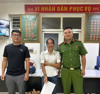 Người Lắng Nghe Công an nhân dân, không chỉ giữ phố bình yên mà còn giữ ấm lòng người